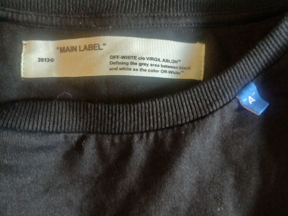 Tricou Off-White impecabil