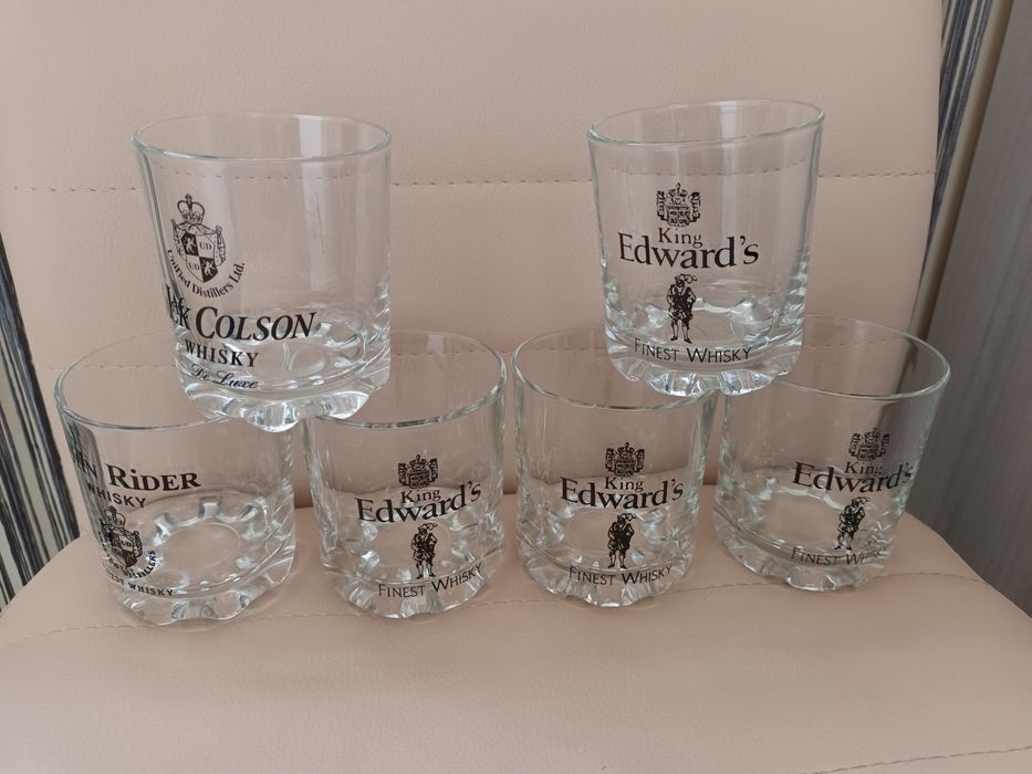 Стъклени чаши за алкохол