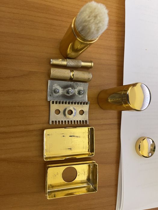 Trusa de barberit pentru voiaj Militara din perioada comunista