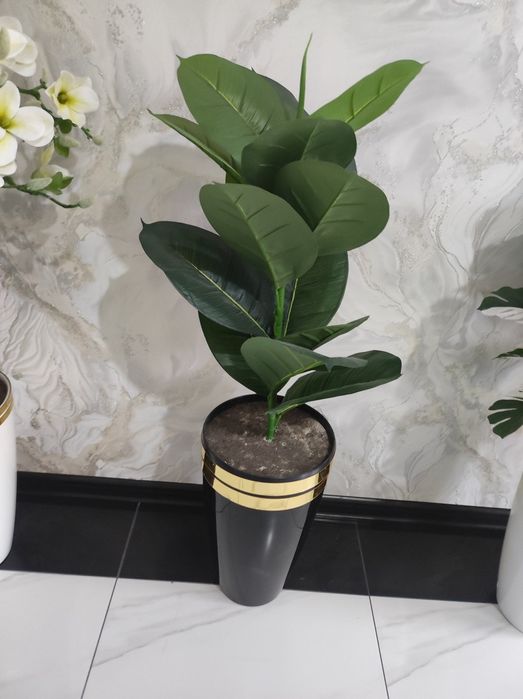 Искусственный цветы