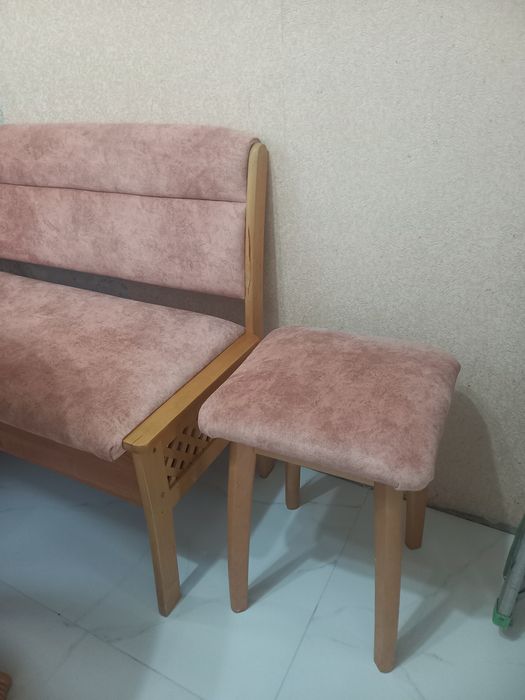 Продам кухонный уголок