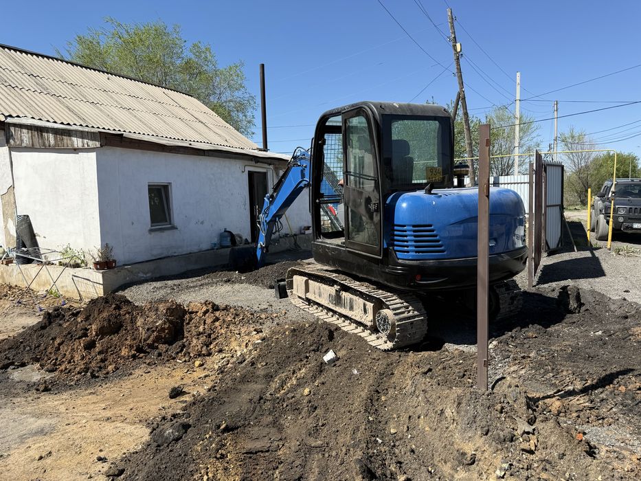 Услуги эксковатора 5.7 тонн