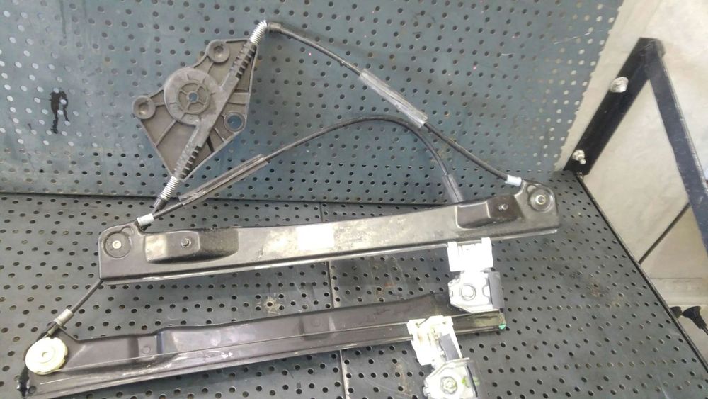 Macara geam electric dreapta fata alfa romeo 159 939