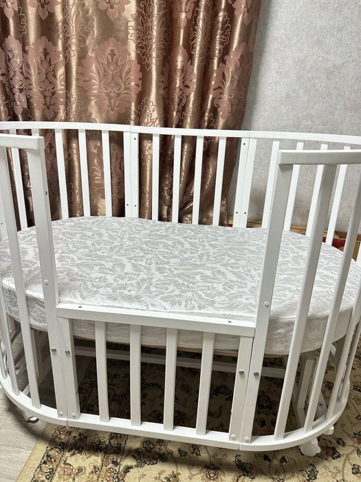 Продам кровать-трансформер для детей