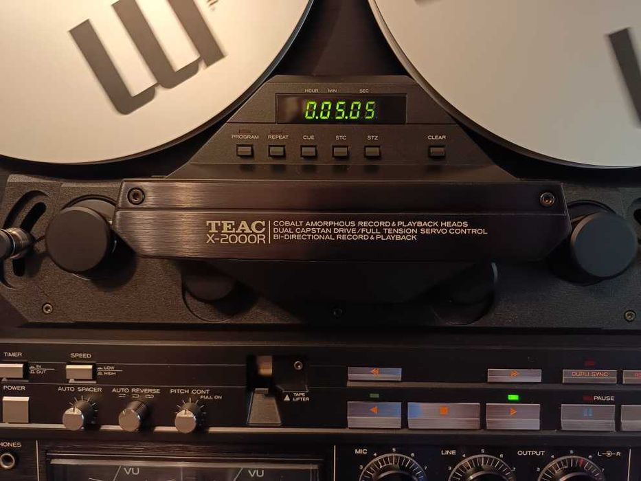 Катушечный магнитофон TEAC X-2000R BL