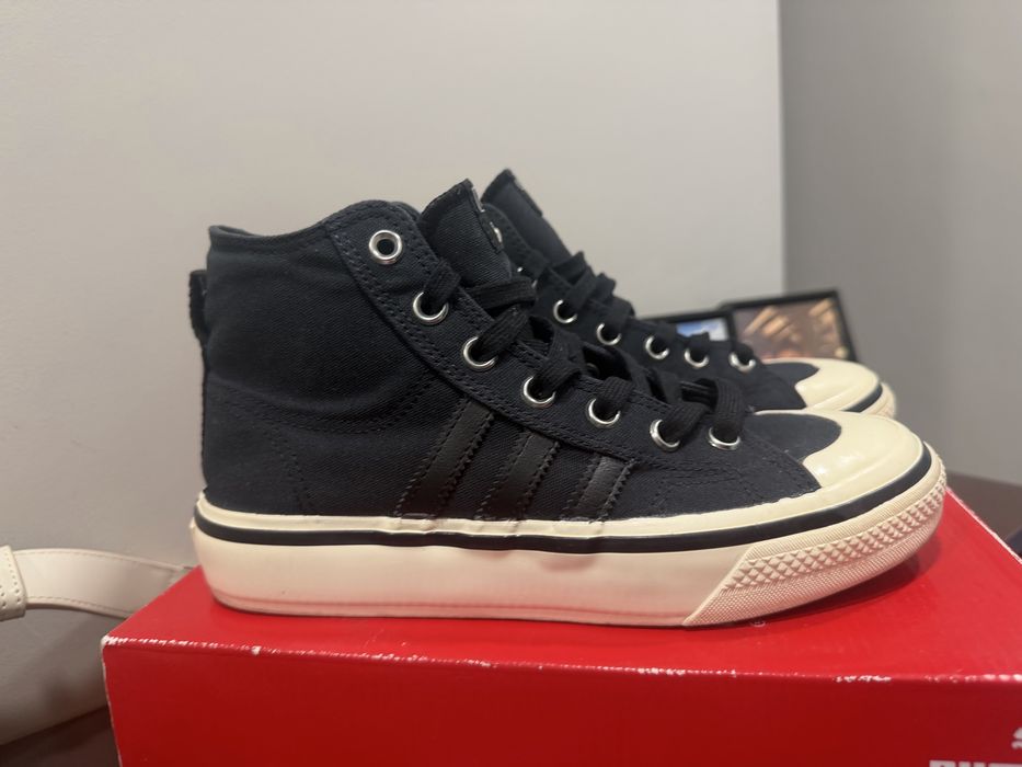 Маратонки adidas