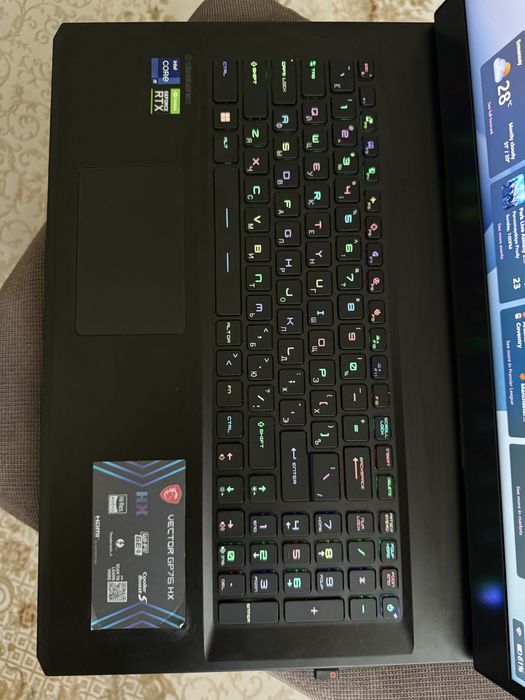 Ноутбук MSI Vector GP76HX