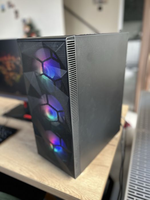 Гейминг / gaming компютър