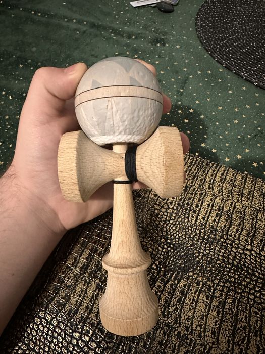 Kendama sweets moonstone