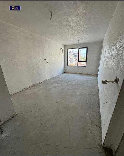 Продава се Тристаен апартамент в София, Център - 116 кв.м за 1725 €/кв.м - Снимка #2