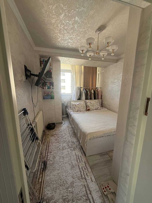 Двуспальная кровать с матрасом