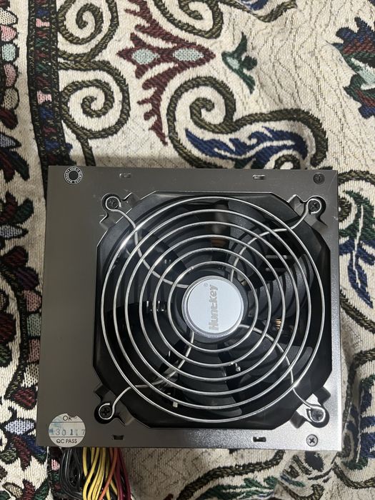 Блок питания HuntKey 600w