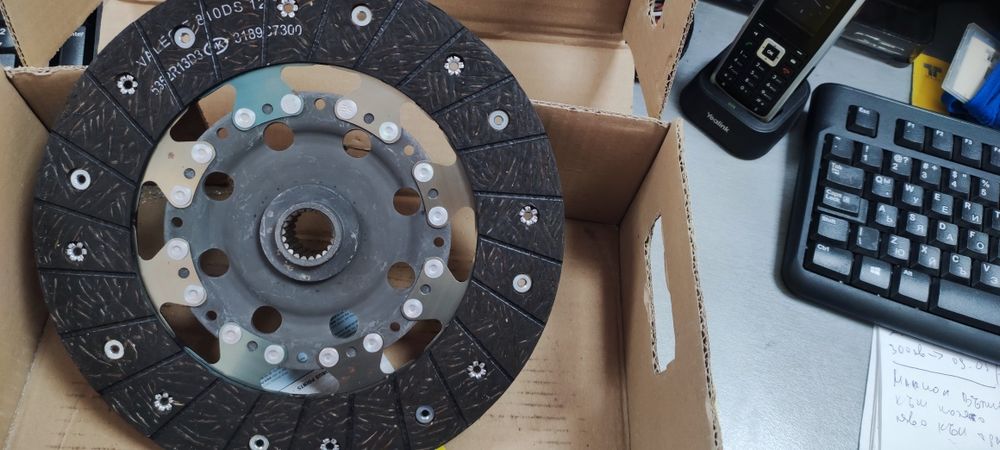 Комплект съединител  LuK Citroen Peugeot