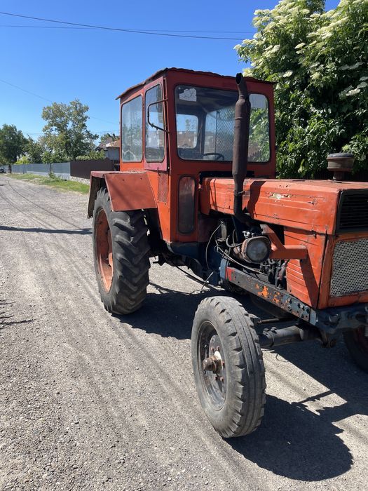 Tractor u650.