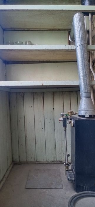 Квартира трикомнатная кирпич свое отопление зима лето есть стиралкаавт