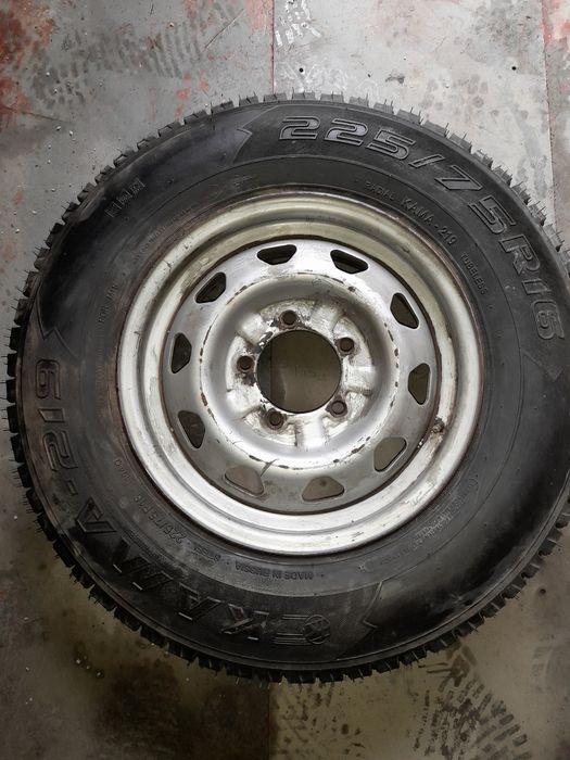 Продам колесо всесезоное