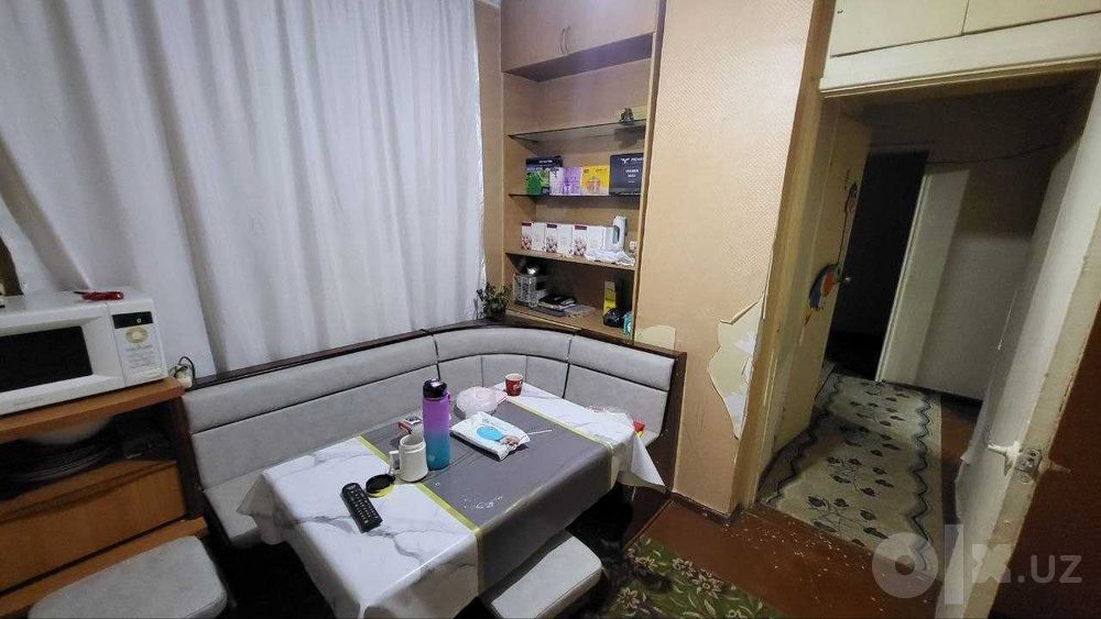 Юнусабад 16 й квартал 4х ком на первом этаже со своим двориком!