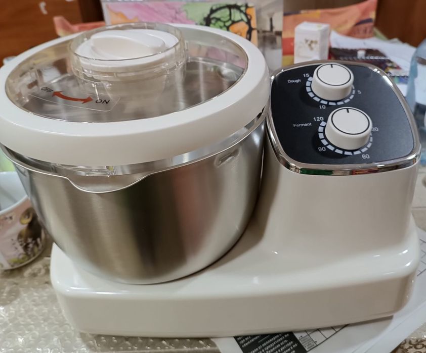 Продам тестомес MixPro белый,  новый