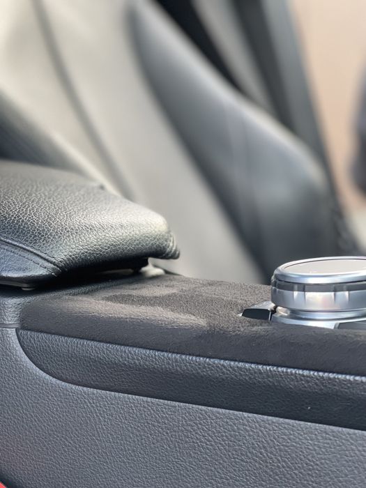 Colant / retapitare trimuri auto Alcantara piele