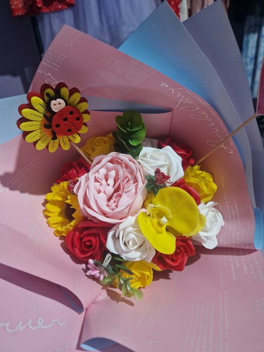 Buchete trandafiri sapun