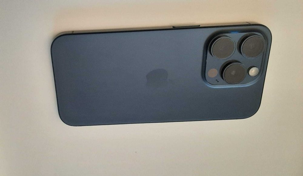 Iphone 15 Pro Blue Titanium