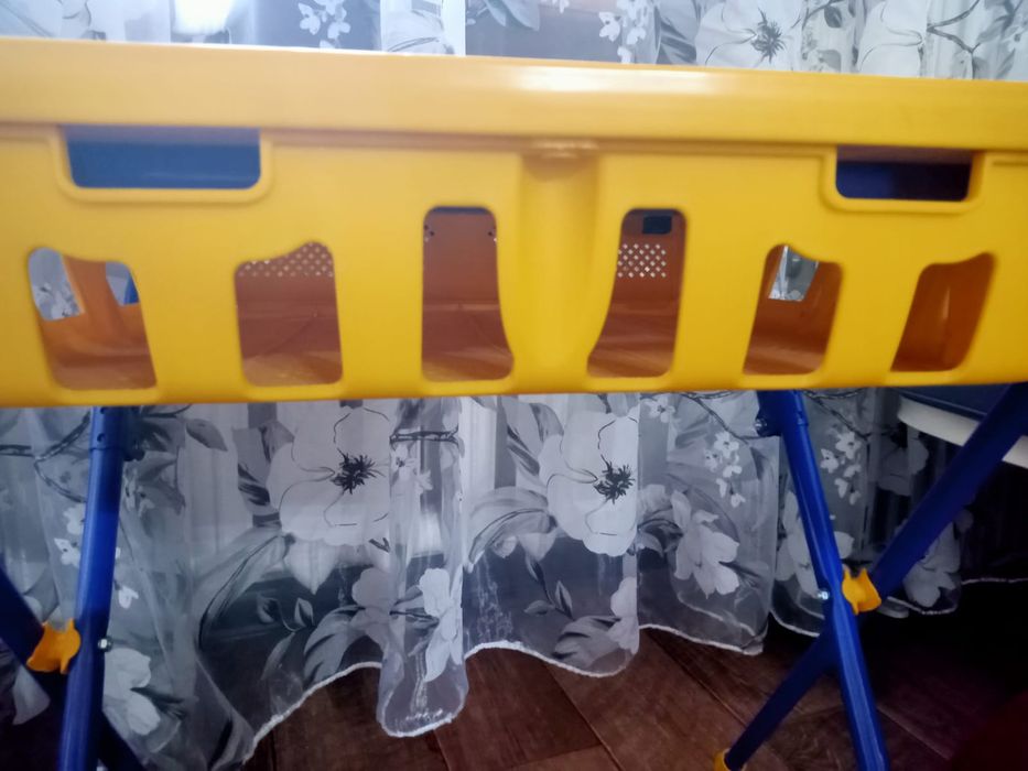 Письменный стол для детей