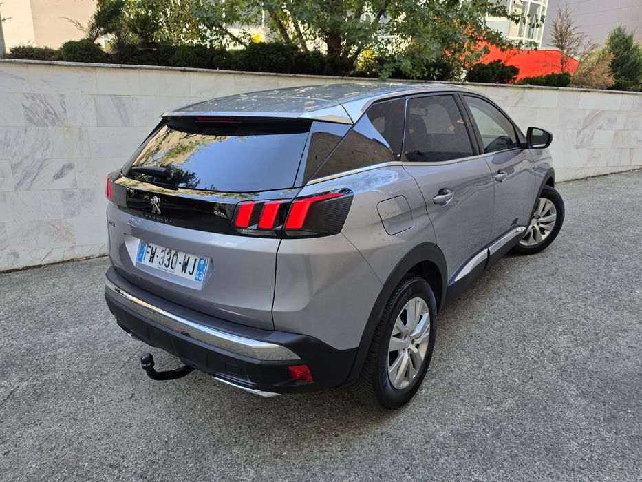 Peugeot 3008 / 2021 / Led / Euro 6
