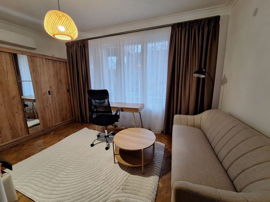 Дава се под наем  в София, Център - 16 кв.м за 248.88 € - Снимка #3