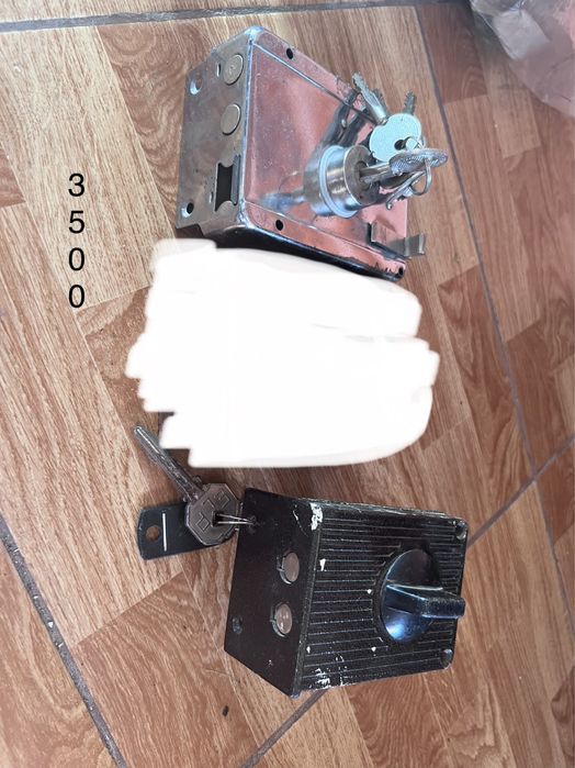 Замок для двери входной