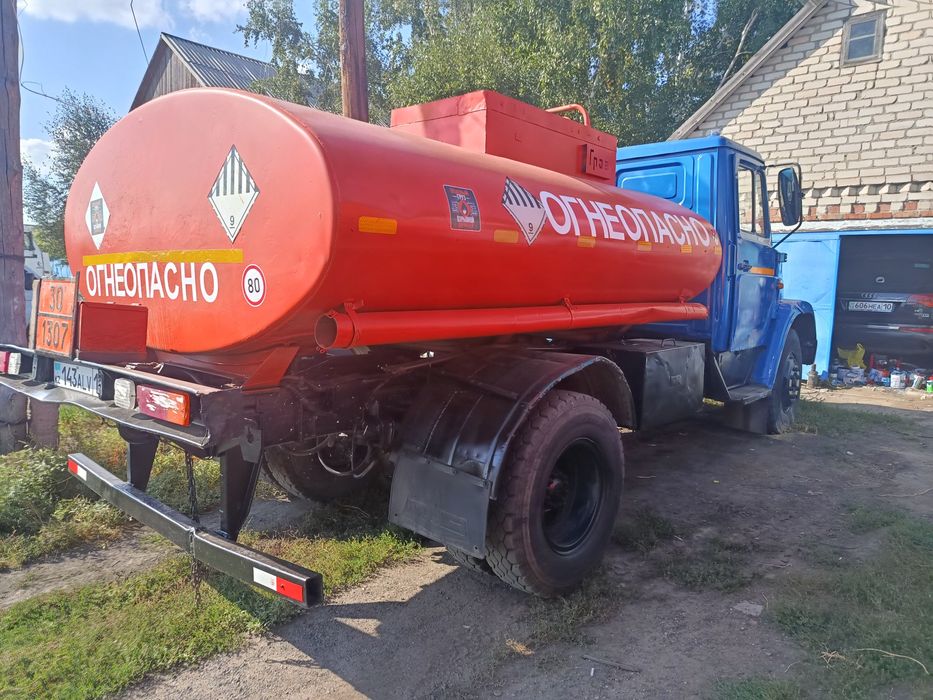 Топливо заправщик ЗИЛ