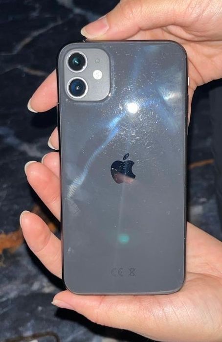 продам айфон 11, цена 65тыс