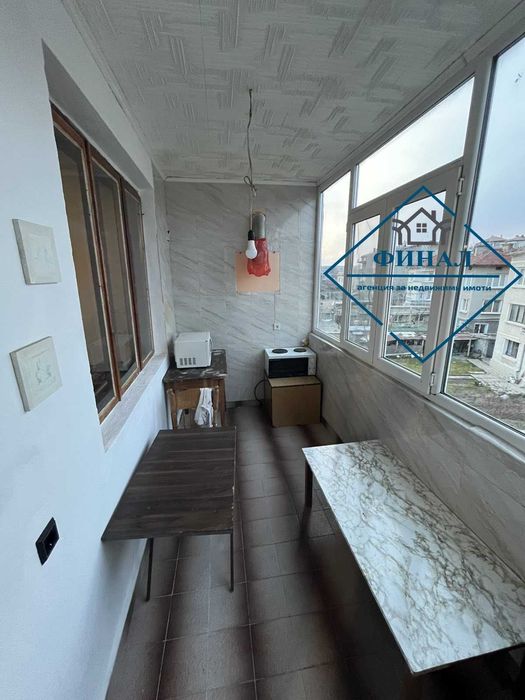 Продава се 4-стаен тухлен апартамент в гр. Велики Преслав