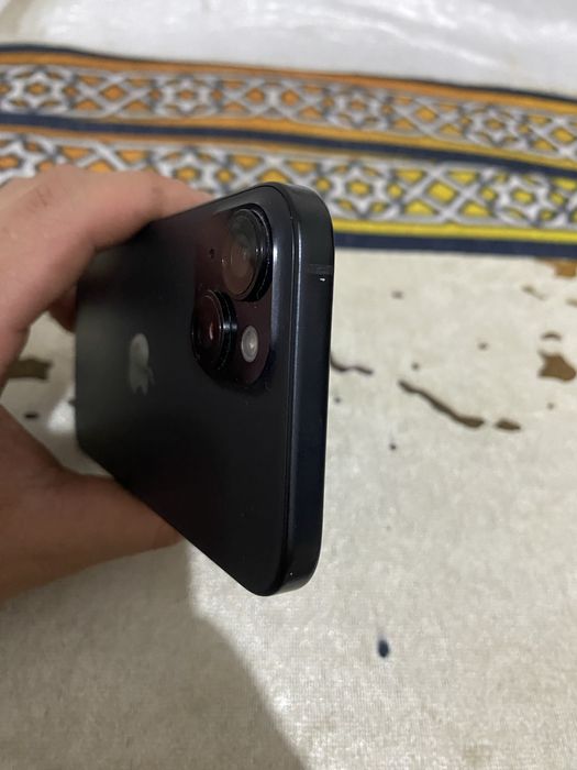 iPhone 15 128гб черный цвет
