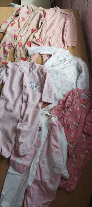 Бебешки дрешки 0 - 3, 2-4, 6м.