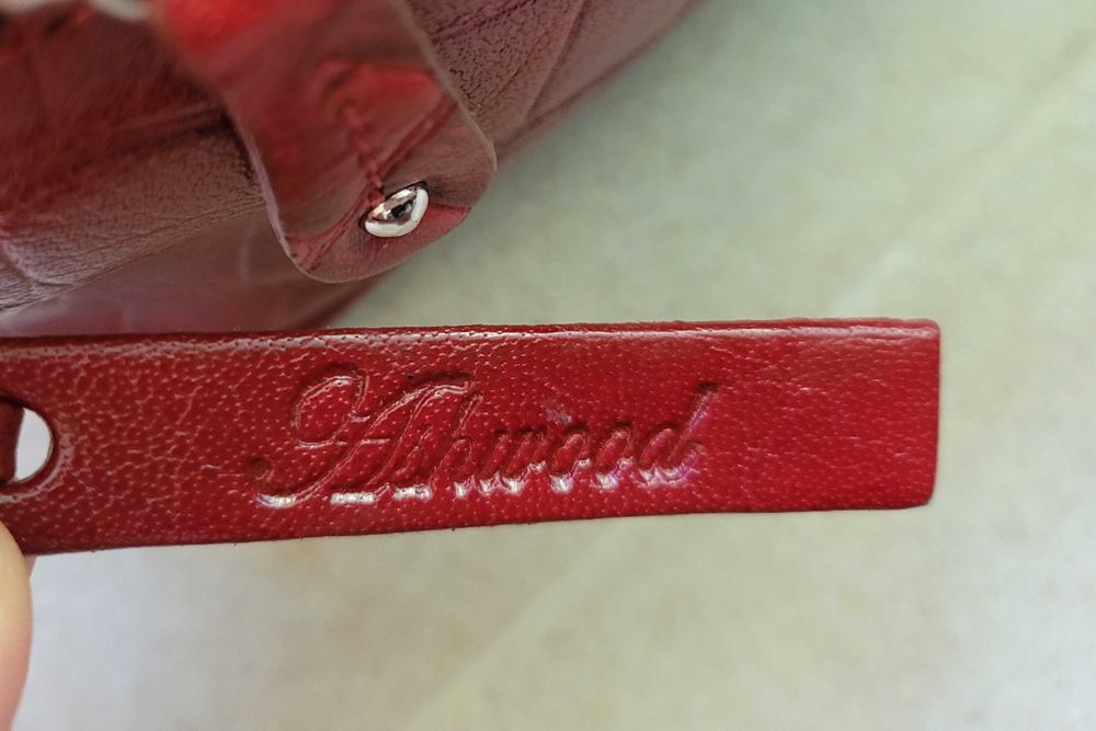 Нова маркова чанта Ashwood с 2 подаръка на ТОП цена