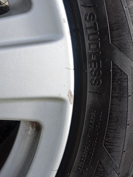 17цола Джанти с зимни гуми 225/50/17