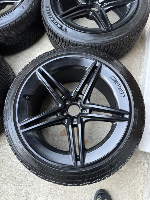 Джанти 20 AMG GT 63s A290 със зимни Michelin 295 35 / 265 45 като НОВИ