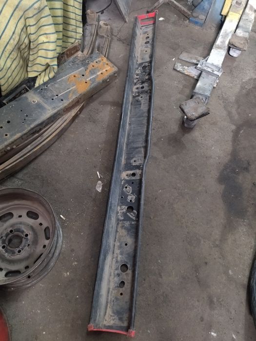 Продам рессоры на газель и запчасти