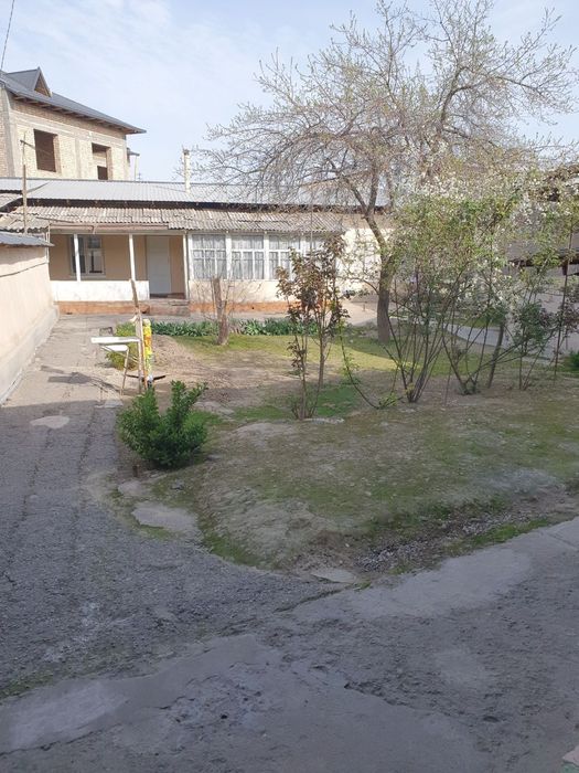 Зудлик билан ховли сотилади!5.2 сотих