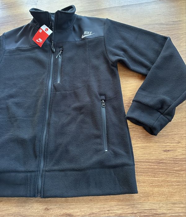 Мъжко,поларно,черно яке Nike