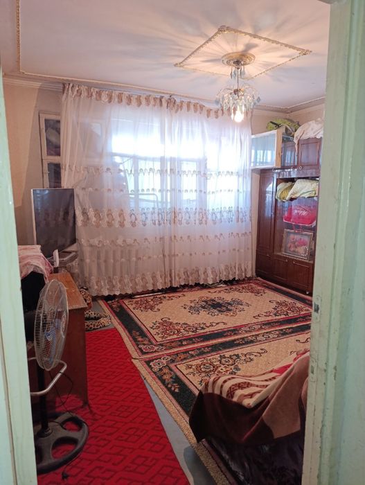 Uy dom Yasnabod 3 xona  Parkentsky orentir Shanpanskiy