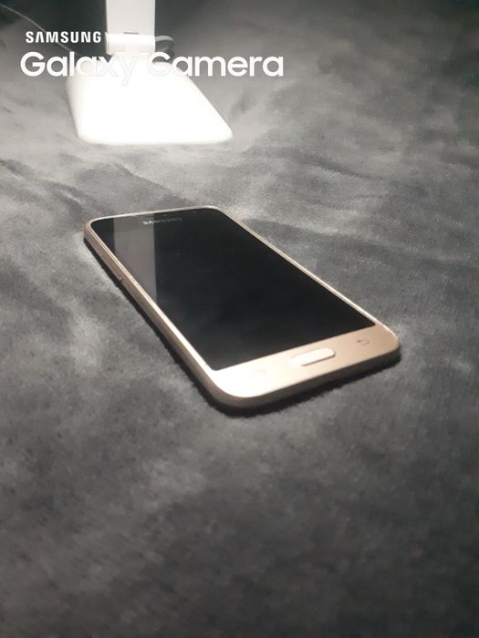 Samsung Galaxy j1