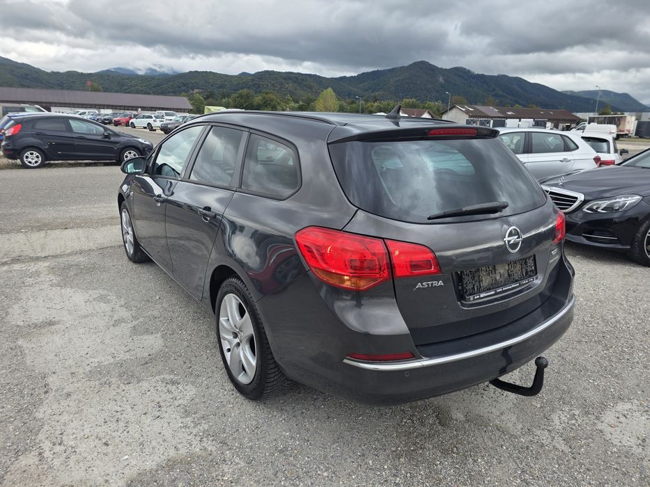 OPEL Astra 2014 — imagine 4