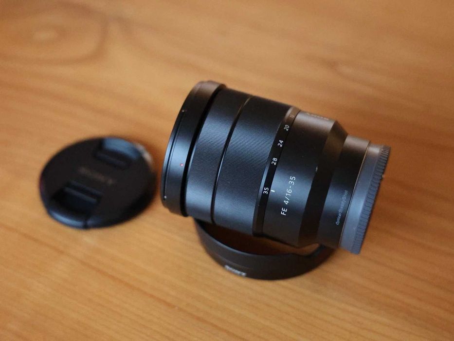 Обектив Sony Zeiss Vario-Tessar T* FE 16-35mm f4 ZA OSS