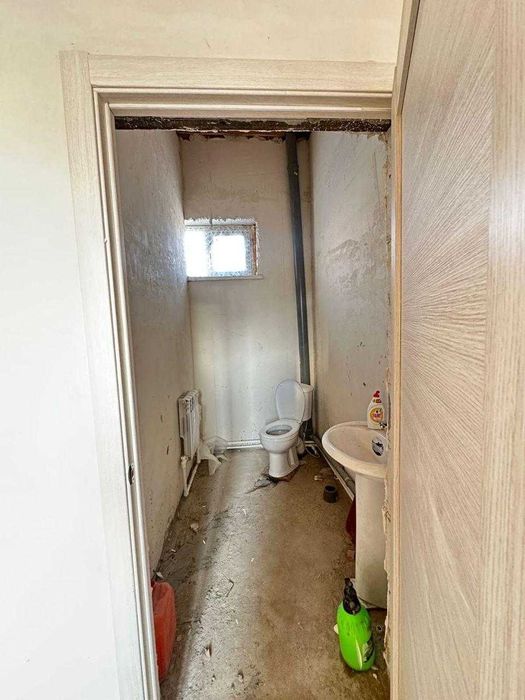 Коммерция в центре, первая линия