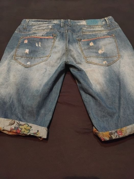 Дънкови панталони