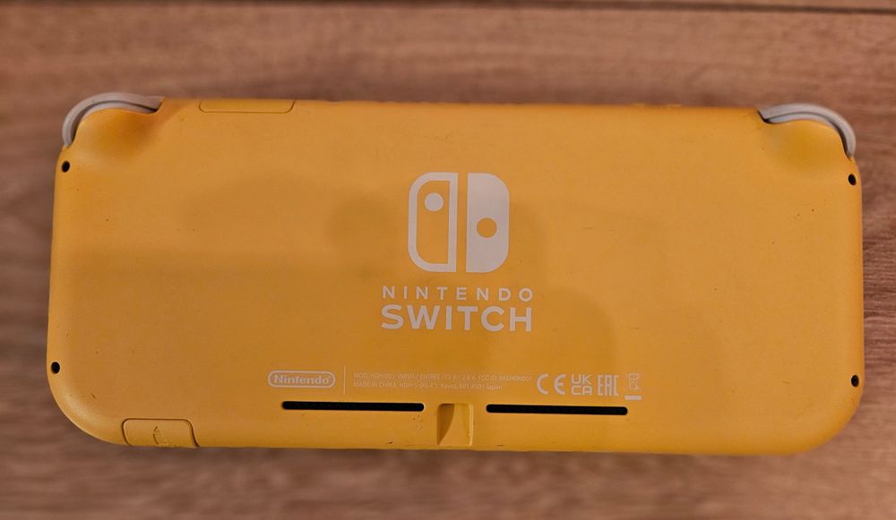 Nintendo switch lite ca nou