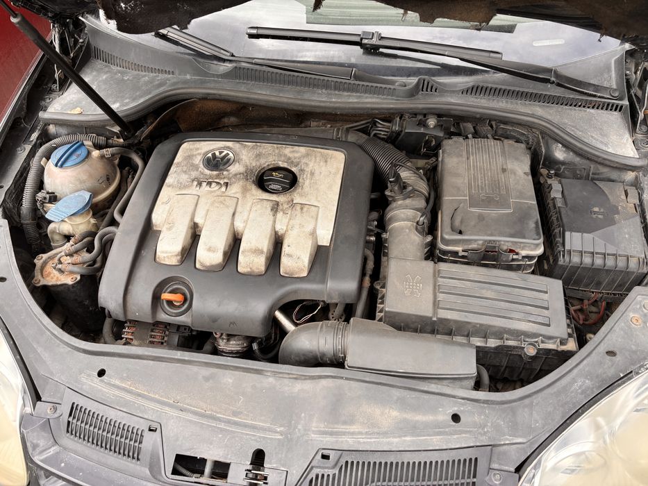 VOLKSWAGEN Golf 2005 — imagine 4