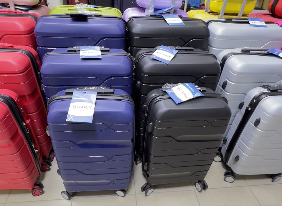 Комплект куфари 3 бр. | Лек и здрав твърд полипропилен, 4 колела 360°