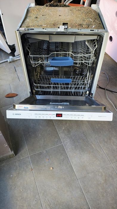 Съдомиялна  60см , Bosh,LG. Полувграждане !